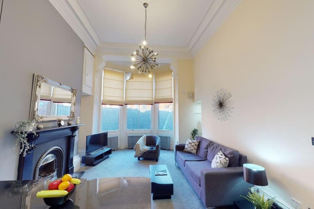Land Of Ginger Apartment-sleeps 2- Free Parking * Kingston upon Hull